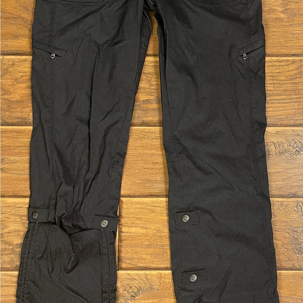 Athleta Trekkie Cargo Pants Women’s 6 Tall Charcoal Roll-Up Utility Hiking